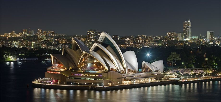 Sydney opera house8
