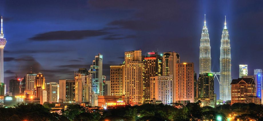 Kl skyline night hdr